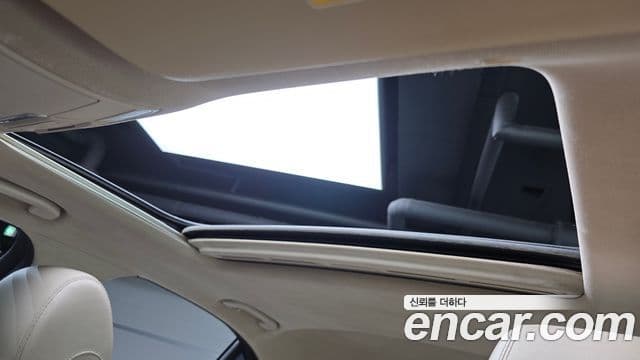 Mercedes-Benz E-Class 2018 — Şəkil 20/20