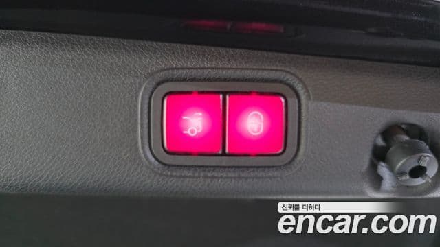 Mercedes-Benz E-Class 2018 — Şəkil 12/20