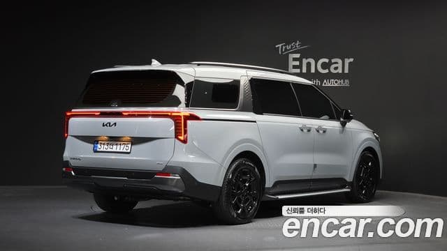 Kia Carnival 2025 — Фото 2/20