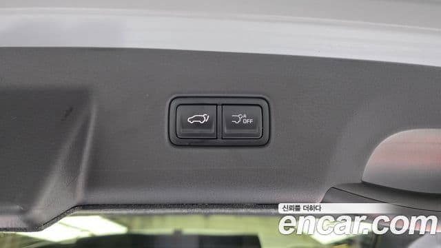 Kia Carnival 2025 — Фото 16/20