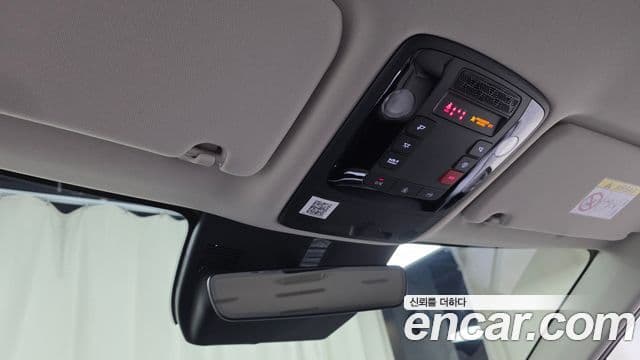 Kia Carnival 2025 — Фото 20/20