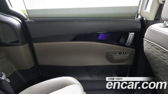 Kia Carnival 2025 — Photo 16/33