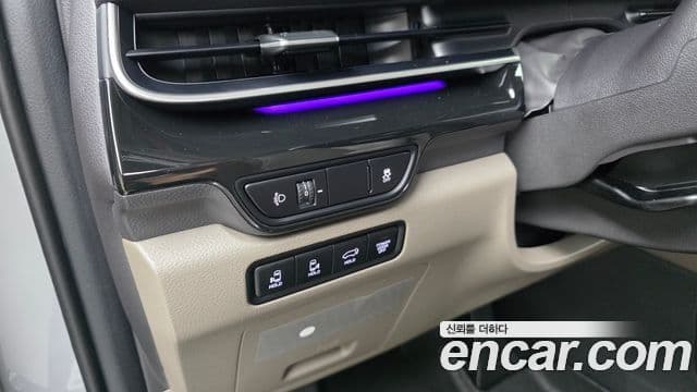 Kia Carnival 2025 — Photo 18/33