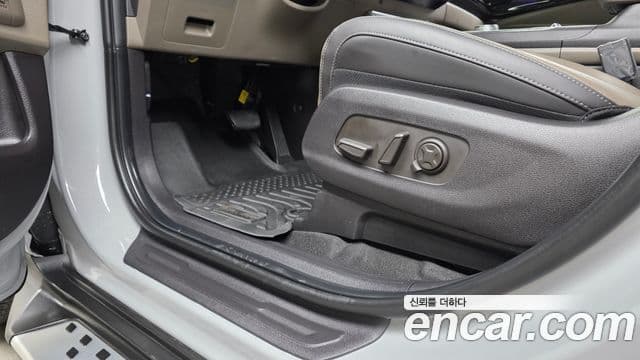 Kia Carnival 2025 — Photo 27/33
