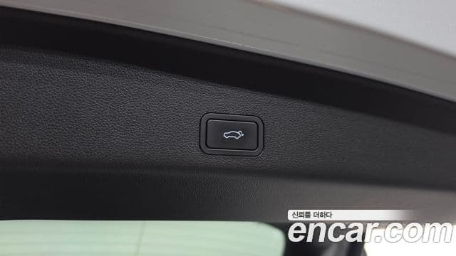 Renault Samsung Grand Koleos 2024 — Фото 17/20