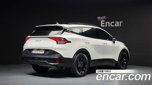 Kia Sportage 2024 — Фото 2/20