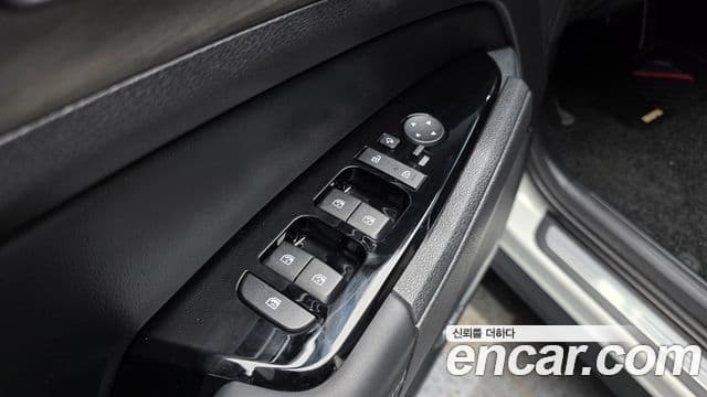 Kia Sportage 2024 — ფოტო 18/38