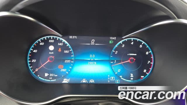 Mercedes-Benz GLC-Class 2023 — ფოტო 7/35