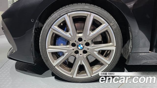 BMW 1 Series 2023 — ფოტო 14/32