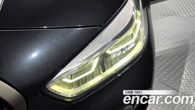 BMW 1 Series 2023 — ფოტო 18/32