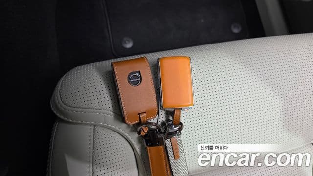 Volvo XC60 2024 — Photo 5/37