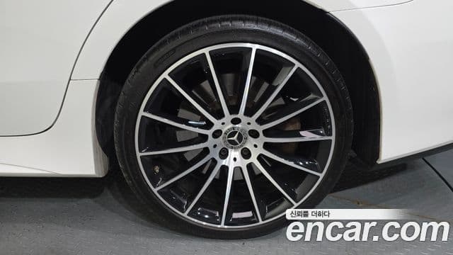 Mercedes-Benz CLS-Class 2021 — Şəkil 11/37