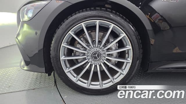 Mercedes-Benz AMG GT 2021 — ფოტო 24/34