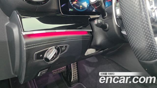 Mercedes-Benz AMG GT 2021 — ფოტო 11/34