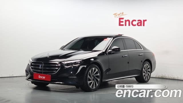 Mercedes-Benz E-Class 2025 — ფოტო 12/34