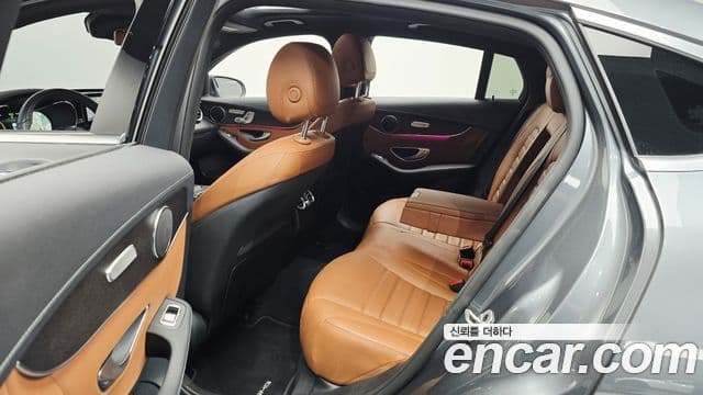 Mercedes-Benz GLC-Class 2022 — ფოტო 3/37