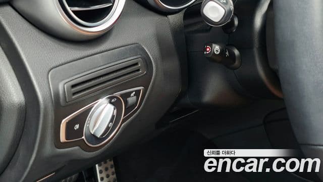Mercedes-Benz GLC-Class 2022 — ფოტო 8/37