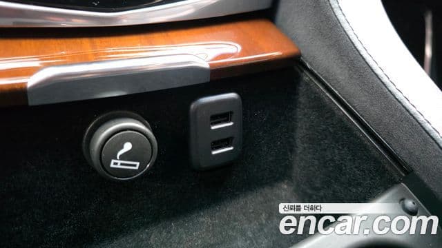 Cadillac Escalade 2019 — Фото 12/20