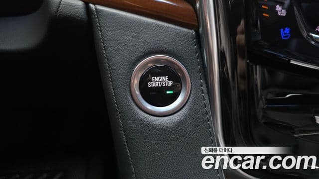 Cadillac Escalade 2019 — Şəkil 10/40