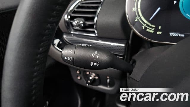 Mini Cooper Clubman 2023 — Photo 20/31