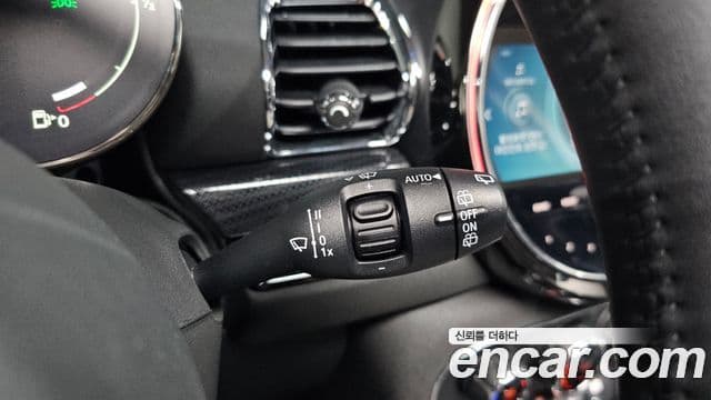 Mini Cooper Clubman 2023 — Photo 13/31