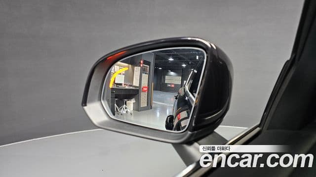 Volvo XC40 2022 — ფოტო 5/40