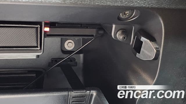 Volvo XC40 2022 — ფოტო 17/40