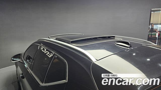 Volvo XC40 2022 — ფოტო 3/40