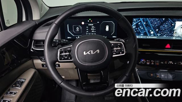 Kia Carnival 2024 — Фото 13/20