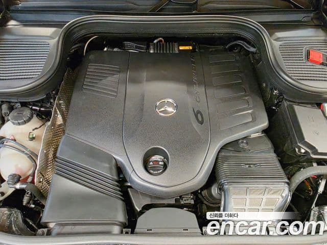Mercedes-Benz GLE-Class 2025 — Photo 5/20