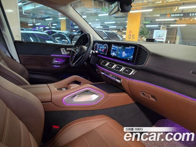 Mercedes-Benz GLE-Class 2025 — Photo 6/20