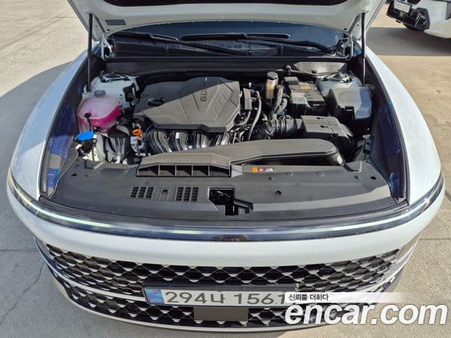 Hyundai Grandeur Hybrid 2026 — Photo 4/19