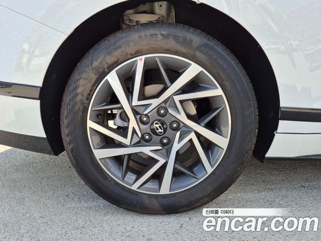 Hyundai Grandeur Hybrid 2026 — Photo 13/19