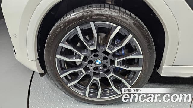 BMW X6 2024 — Photo 26/34