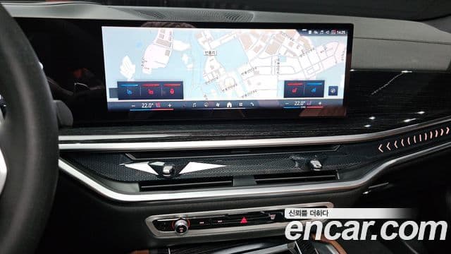 BMW X6 2024 — Photo 24/34