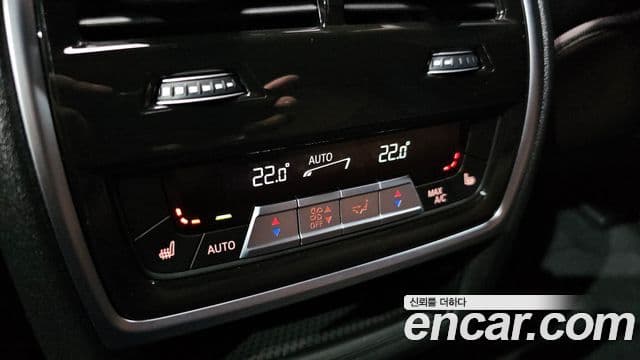 BMW X6 2024 — Photo 27/34