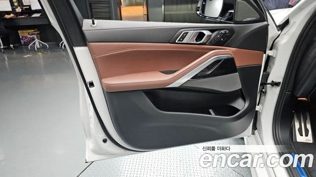BMW X6 2024 — Photo 14/34