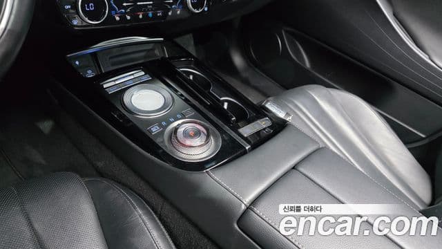 Genesis G80 2020 — Şəkil 18/35
