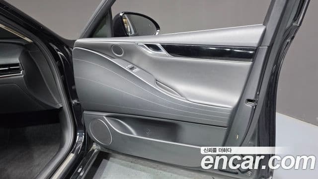 Genesis G80 2020 — Şəkil 22/35