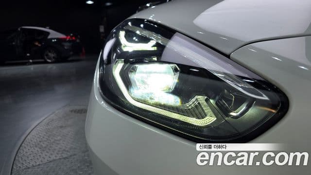 BMW Z4 2020 — Photo 28/33