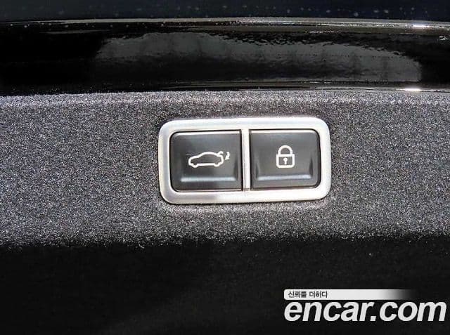 Hyundai Grandeur Hybrid 2025 — Photo 4/20