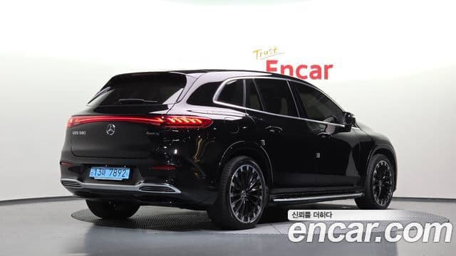 Mercedes-Benz EQS SUV 2023 — ფოტო 27/35