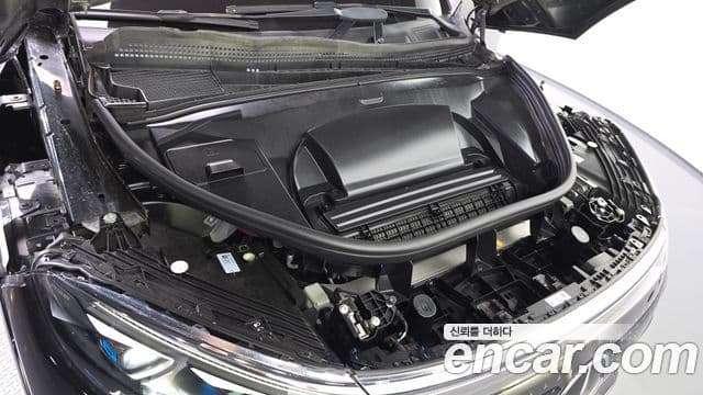 Mercedes-Benz EQS SUV 2023 — ფოტო 30/35