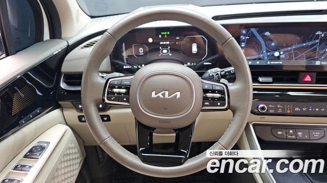 Kia Carnival 2024 — Фото 12/20