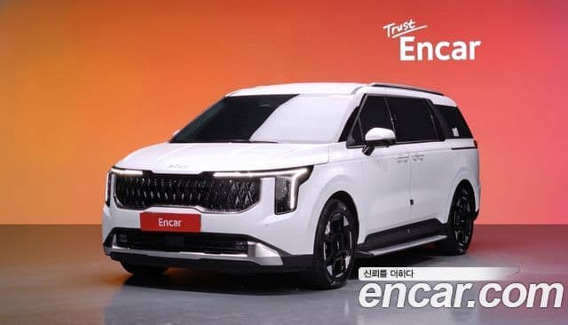 Kia Carnival 2024 — Фото 1/20