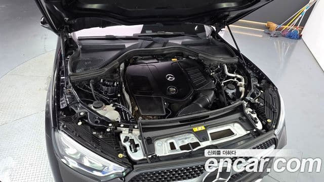 Mercedes-Benz GLC-Class 2024 — Şəkil 23/32