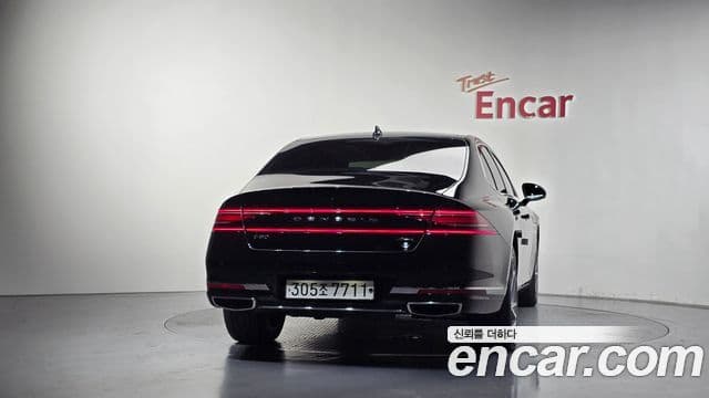 Genesis G90 2023 — ფოტო 7/42