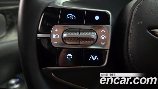 Genesis G90 2023 — ფოტო 26/42