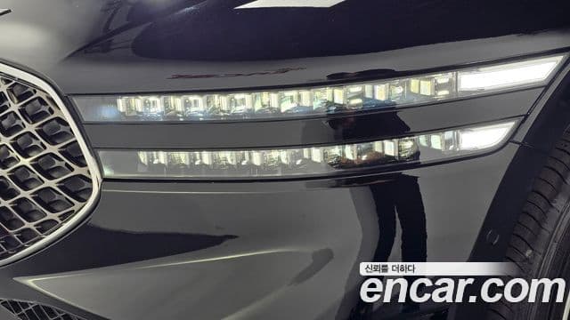 Genesis G90 2023 — ფოტო 9/42