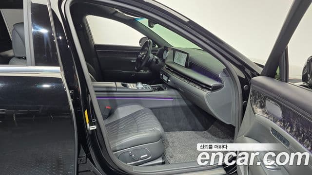 Genesis G90 2023 — ფოტო 13/42